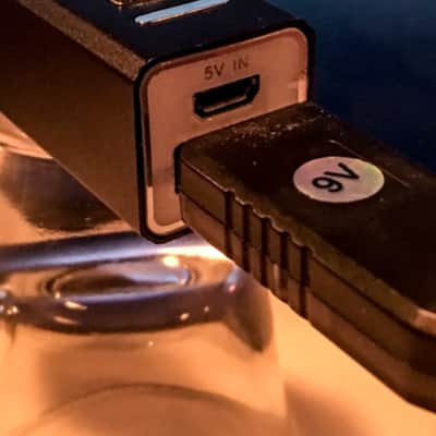 9v Pedal Power 2019 Includes Modded "Stays On" Power Bank image 6