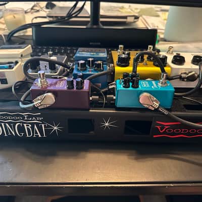 Voodoo Lab DBSX8 Dingbat Small Pedalboard with Pedal Power X8 2020 - Present - Black image 9