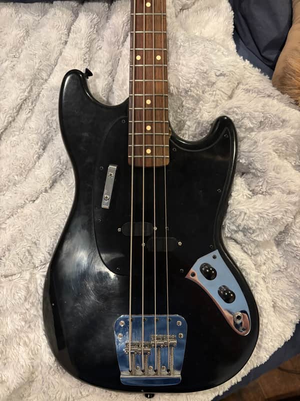 Fender  Mustang " Player Grade" 1977 Black " image 1