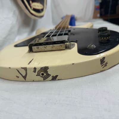 Gibson The Grabber 4-string Bass - truss rod maxed / AS-IS - Rare - White image 17