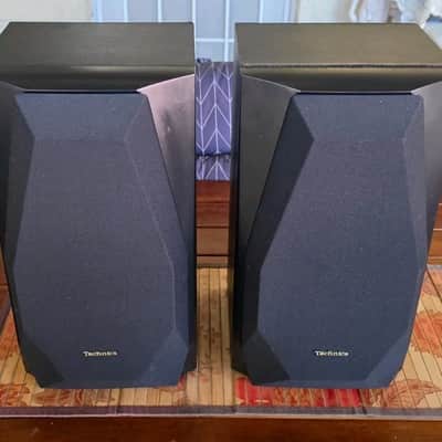 VINTAGE TECHNICS 3 WAY STEREO MUSIC SPEAKERS/100 WATTS EACH image 3