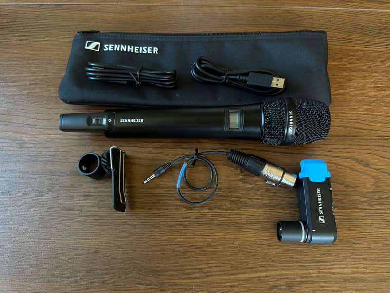 Immagine Sennheiser AVX-835 Handheld Microphone System - 1