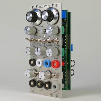 XR22 VCO FT - with amplitude modulation and FSK - banana version Klassik image 3