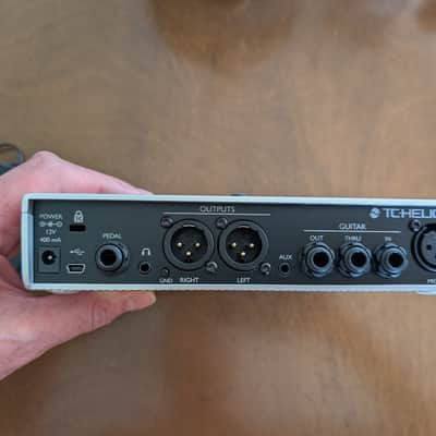 TC Helicon Play Electric effects and vocal harmony pedal 2014 - 2019 - Silver image 3