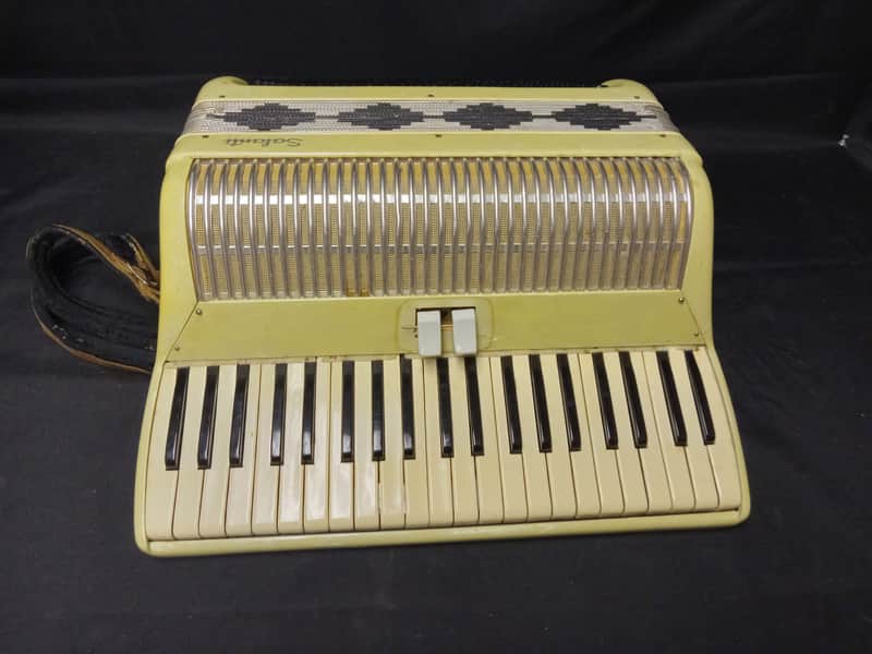 Salanti Vintage Accordion serial G100 image 1
