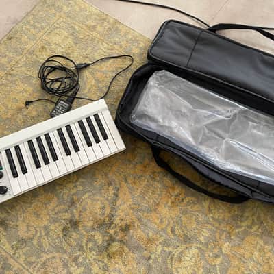 Mellotron Micro 2017 - Present - White image 3