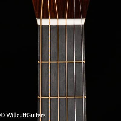 Martin OM-28 Modern Deluxe (492) image 5