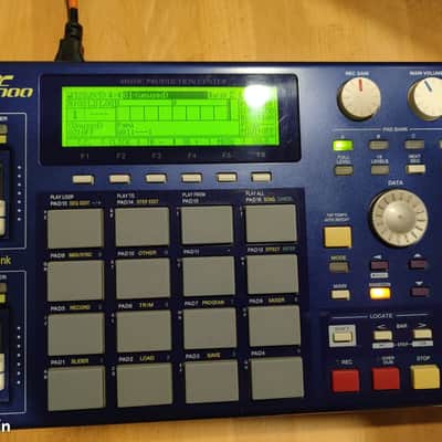 Akai MPC1000 Blue image 2