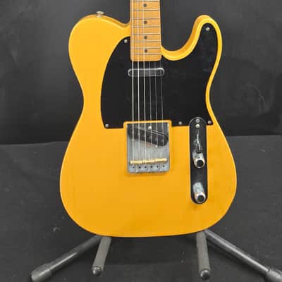 Fender 75th Anniversary Vintera® Road Worn® 1951 Telecaster®, Maple Fingerboard, Butterscotch Blonde image 2
