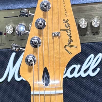 Fender Player II Stratocaster 2024 - Present - Aquatone Blue image 4