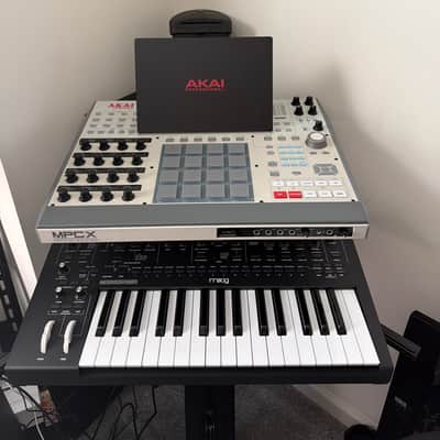 Akai MPC X Special Edition Standalone Sampler / Sequencer 2023 - Present - Grey image 2