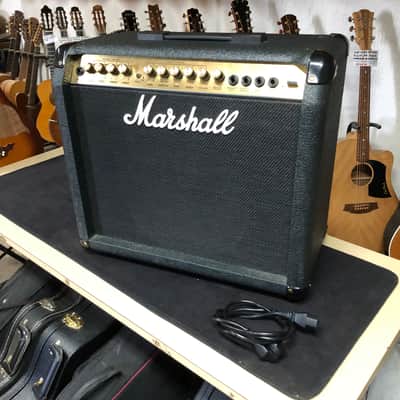 Combo Marshall Valvestate 40V Model 8040 2 canaux 40 Watts 1x12 made in UK 90s image 7