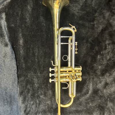 Bach Stradivarius 180L 37 - Large Bore - Lacquer Finish image 4