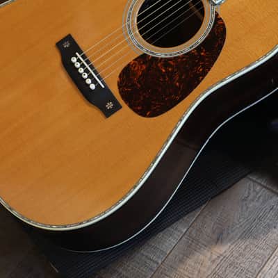 Immagine 2013 Martin D-42 Dreadnought Acoustic Guitar Natural + OHSC - 6