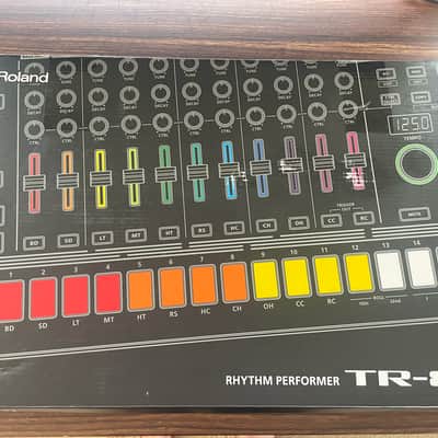 Roland TR-8S AIRA Rhythm Performer + Box and Decksaver image 9