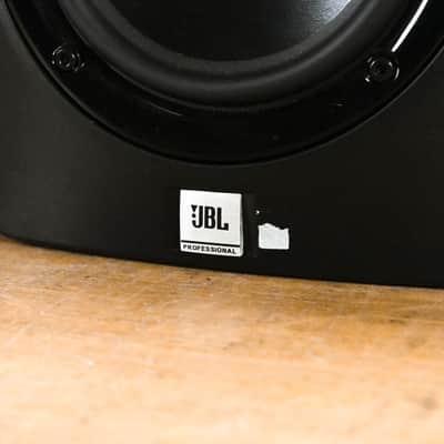 JBL LSR305 5" Two-Way Powered Studio Monitor (PAIR) CG013HF image 4