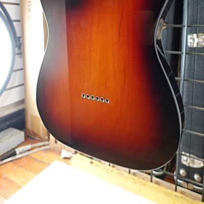 Fender American Special Telecaster with Maple Fretboard 2010 - 2018 - 3-Color Sunburst image 8