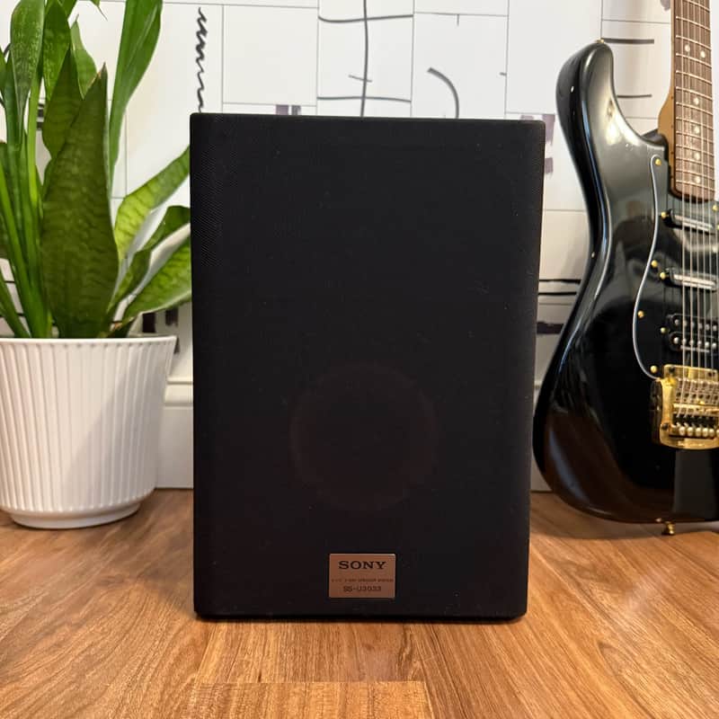 1985 Realistic Minimus-0.5 (Sony) 4" Guitar Cabinet • 8Ω • 10W image 1