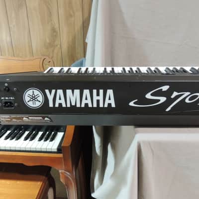 Yamaha S70XS 76 key Stage piano/Synth, Local Pickup only. [Three Wave Music] image 9