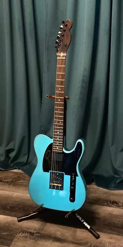 Telecaster Allparts licensed Fender body+ G&G $200 case + USA -Rosewood Neck high end parts image 1