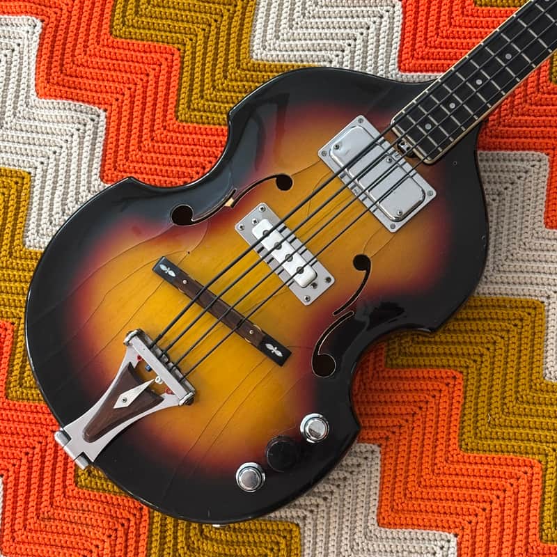 Vox Beatle Violin Bass - 1960’s Made in Italy 🇮🇹! - Incredible player with Incredible Tone! - image 1