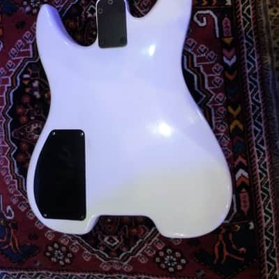 Steinberger XM-2 Bass guitar 1988 White image 6