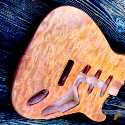 Stratocaster body, mahogany/maple image 6