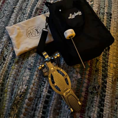 Ludwig L203 Speed King Bass Drum Pedal & bags image 1