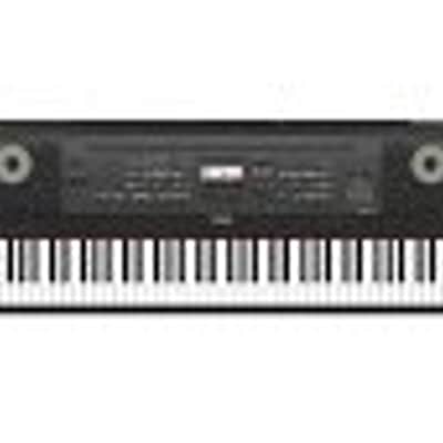 Yamaha DGX-670 88-Key Portable Digital Grand Piano with Speakers (Black)