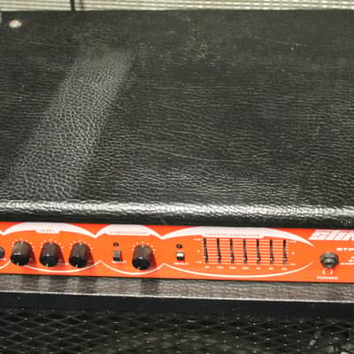 Stinger STP150B 1x15 200W Bass Combo image 4