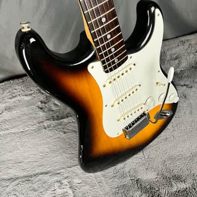 Heart Man Suzuki Vintage MIJ Rare! 1970’s Sunburst Bild 1
