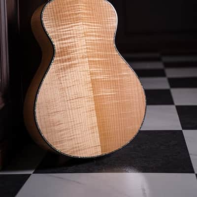 Cort Gold Passion Modern Concert Acoustic-Electric Guitar w/ Hard Case, Natural Glossy image 3