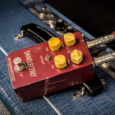 Danelectro 'Eisenhower' Fuzz Effects Pedal image 5