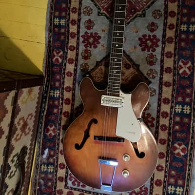 Harmony H53/1 Rocket 1968 - 1971 - Red Sunburst image 1