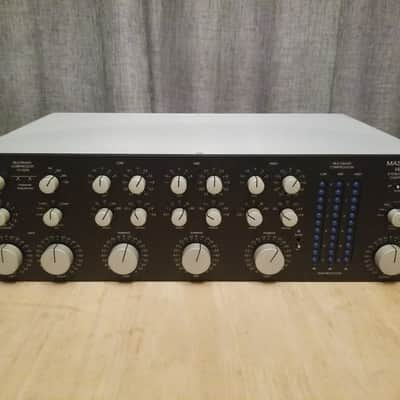 Maselec MLA-3 Stereo Triband Compressor