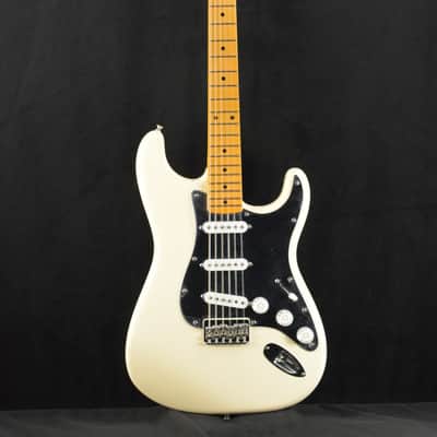 Fender Nile Rodgers Hitmaker Stratocaster Olympic White Maple Fingerboard image 2