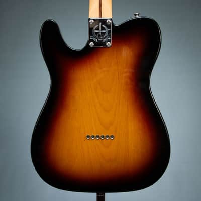 Fender 2011 Deluxe Nashville Telecaster w/Bag - Brown Sunburst - Preowned image 2