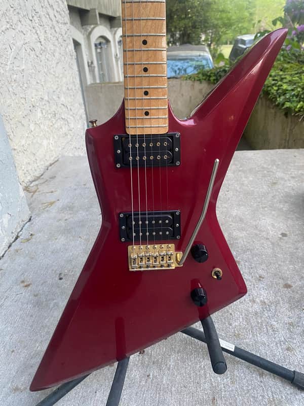 Aria II Delux Custom Explorer 1980s - Burgundy image 1
