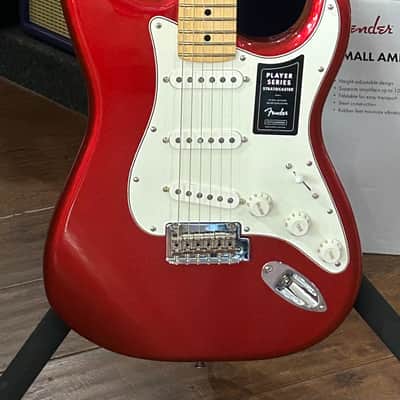 Fender Player Stratocaster - Candy Apple Red / 7lbs. 15.7oz. / #MX23058917 image 4