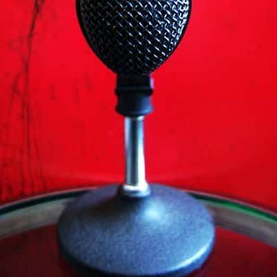 Vintage 1990's AKG D3700S Hyper Cardioid Dynamic Microphone Low Z w mic clip D1000E D190E D3700 image 4