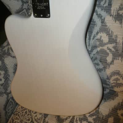 Fender American Professional Ash Jazzmaster L&M Exclusive image 11