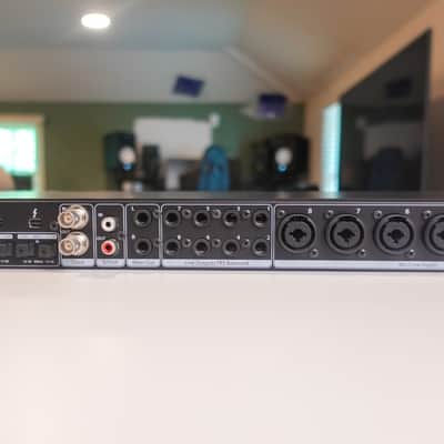 PreSonus Quantum Thunderbolt 2 Interface (Original, 26x32, 8 Preamps) image 2