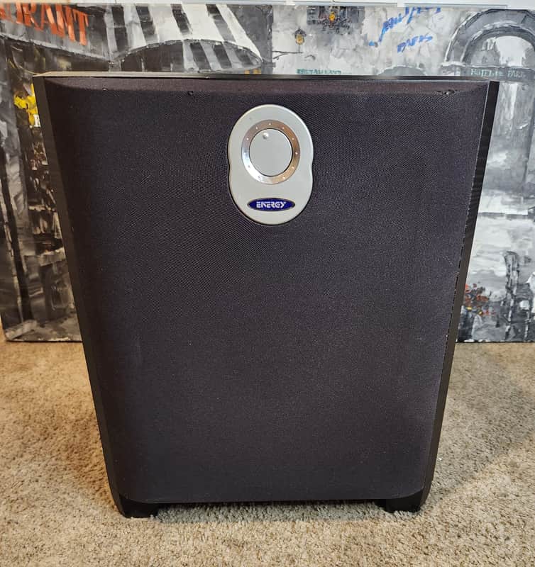 ENERGY Energy S10.3 is a 10-inch powered subwoofer 90s - Black image 1