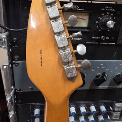 Vox Mark VI Electric Guitar w Original Case and Case Candy 1966-1968 - Sunburst image 9