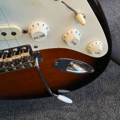 Fender American Vintage '57 Stratocaster 1988 - 2-Color Sunburst image 4