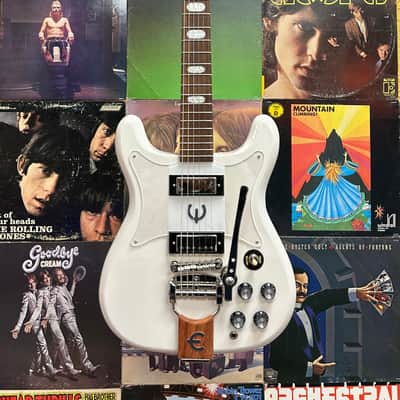 Epiphone Crestwood Custom (Tremotone) Electric Guitar - Polaris White image 3