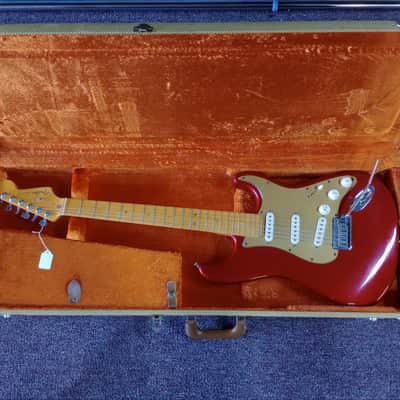 Fender 50th Anniversary American Deluxe Strat Candy Apple Red/Gold  2004 Red w/Gold Pickguard & Tweed Hardcase *** FREE SHIPPING *** image 19