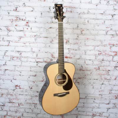 Yamaha - Premium FS9 R - Concert-Style Acoustic Guitar - Adirondack Spruce / Indian Rosewood - Natural - w/ Hardshell Case - x104A image 4