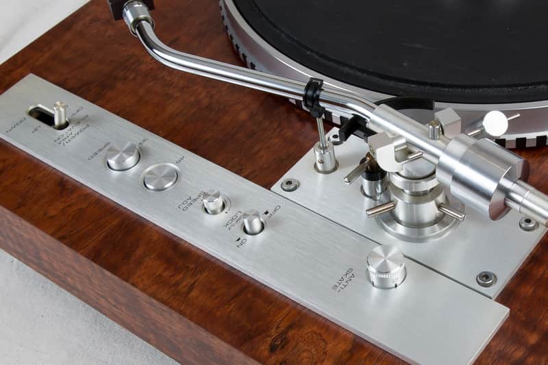 Pioneer PL-550 Quartz Lock Direct Drive Turntable image 5