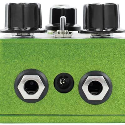 Mint EarthQuaker Hummingbird V4 Repeat Percussions Tremolo Guitar Effect Pedal image 7
